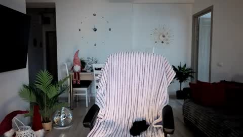 Alex online show from 12-21-25, 12:01