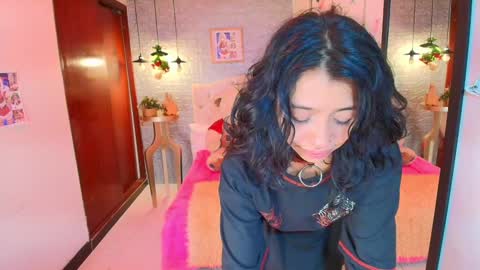 Lili Lopez online show from 01-15-25, 01:56