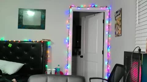 InkedGinger online show from 12-19-25, 11:12