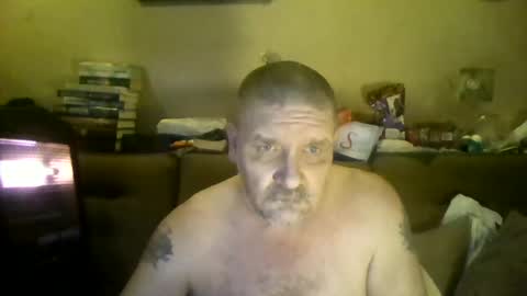 Snapshot of redmud3 chatting on 02-07-25, 01:22 redmud3 online show from 02-07-25, 01:22