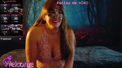 Snapshot of reds_riding_you chatting on 10-09-25, 02:53 Red online show from 10-09-25, 02:53