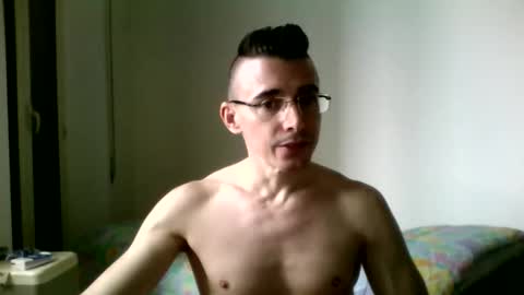 Snapshot of redstep0 chatting on 11-20-25, 02:06 redstep0 online show from 11-20-25, 02:06