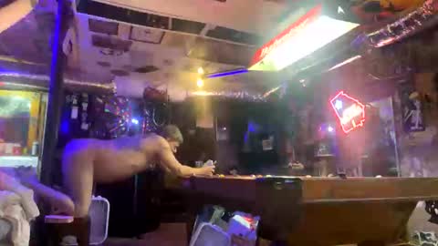 Snapshot of reeferleefer chatting on 11-03-25, 03:19 Lee online show from 11-03-25, 03:19