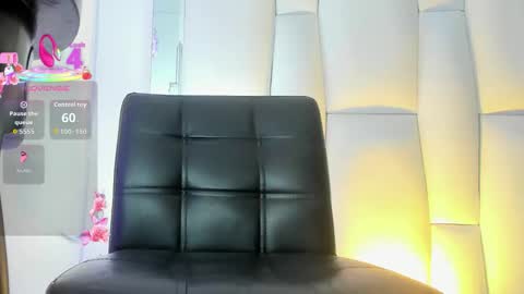 regiina_doll online show from 11-14-25, 12:09
