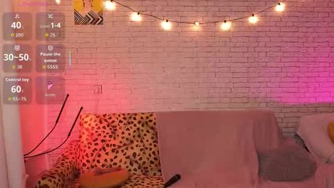 ReginaHawkinss online show from 10-29-25, 08:27