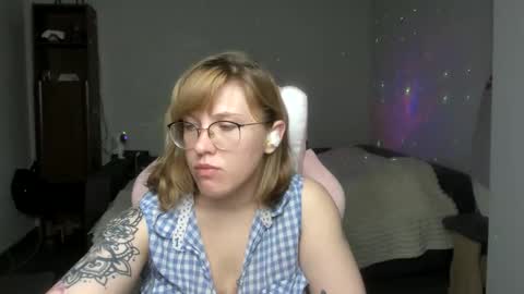 Regina online show from 01-12-25, 04:40