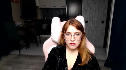 Regina online show from 11-12-25, 05:52