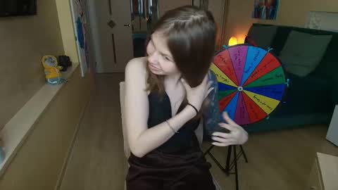 Regina online show from 02-06-26, 05:56