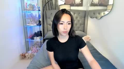 reighnempress online show from 01-12-26, 04:18