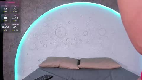 reiinachloe online show from 10-11-25, 05:11