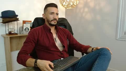   REIKO  online show from 02-25-25, 08:19