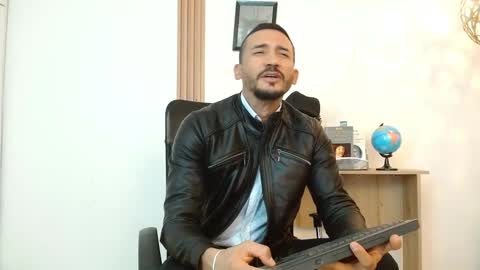   REIKO  online show from 09-12-25, 04:40