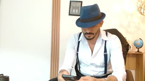   REIKO  online show from 09-17-25, 03:03