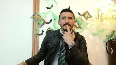   REIKO  online show from 10-20-25, 07:03