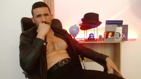   REIKO  online show from 11-13-25, 04:50