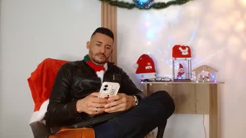   REIKO  online show from 12-02-25, 05:19