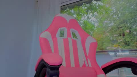 reina cummings online show from 09-29-25, 05:56