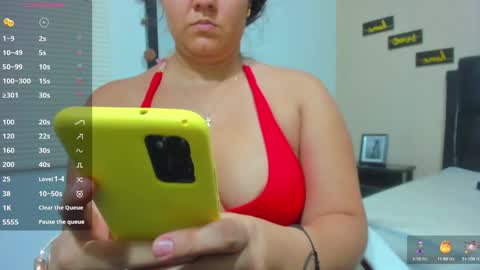 reina_loren online show from 01-14-25, 12:54
