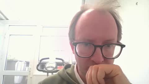 Snapshot of relaxnchat41 chatting on 11-12-25, 11:21 relaxnchat41 online show from 11-12-25, 11:21