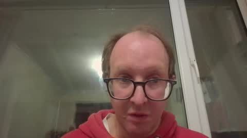 Snapshot of relaxnchat41 chatting on 12-15-25, 10:58 relaxnchat41 online show from 12-15-25, 10:58