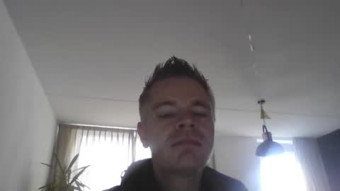 remcoa online show from 11-05-25, 01:22