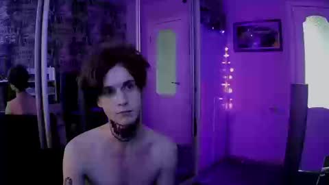 Snapshot of remitrash chatting on 09-19-25, 07:21 RemiTrash online show from 09-19-25, 07:21