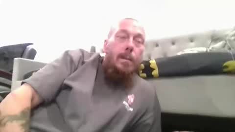 Snapshot of remshotdt chatting on 01-10-25, 03:29 remshotdt online show from 01-10-25, 03:29