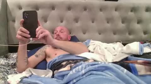 Snapshot of remshotdt chatting on 01-21-25, 11:56 remshotdt online show from 01-21-25, 11:56