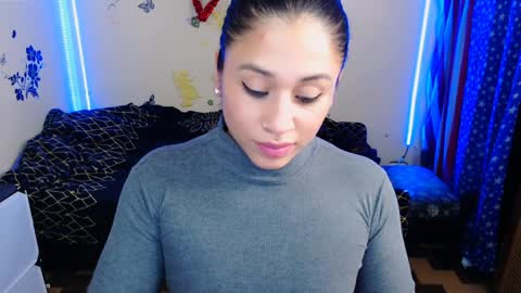 Snapshot of renata4you chatting on 12-20-24, 06:02 Fitgirl online show from 12-20-24, 06:02