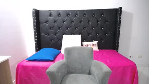 Renata Salinas online show from 09-11-25, 11:49