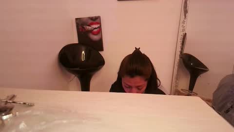 renataj online show from 09-17-25, 06:09