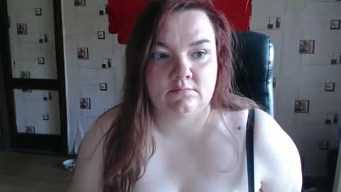 renataoia online show from 09-10-25, 09:53
