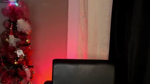 renatawilsom online show from 12-12-24, 01:43