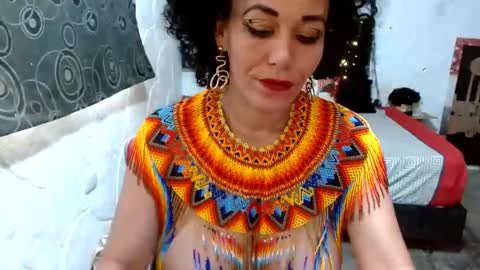 Renatta online show from 01-02-25, 01:51