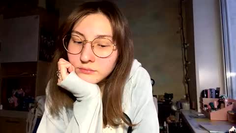 Snapshot of renayreisdorf chatting on 02-04-26, 01:50 Mia online show from 02-04-26, 01:50