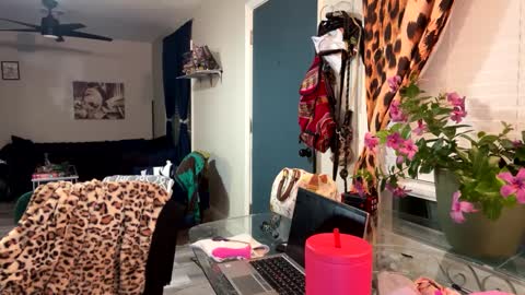 Naughty closet slut here to suck all your friends off  online show from 12-08-24, 11:08