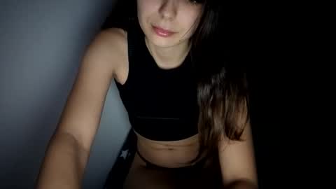 renee_loah online show from 10-30-25, 10:43