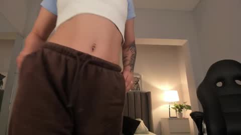 Renee Shelby online show from 02-21-25, 12:05