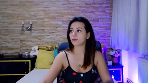renesmesweet online show from 02-04-25, 12:33