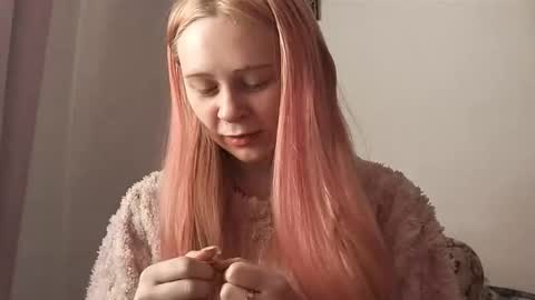 Snapshot of renettamaccarthy chatting on 02-28-26, 06:25 Lana online show from 02-28-26, 06:25