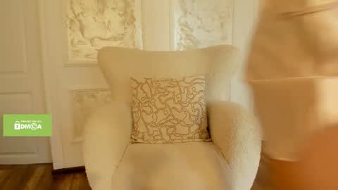 Snapshot of rennatha21 chatting on 11-02-25, 09:55 Rennatha online show from 11-02-25, 09:55