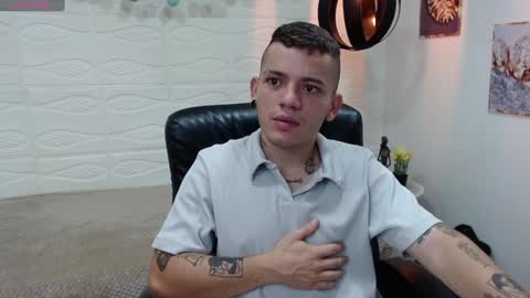 R E N E  online show from 01-05-25, 03:11