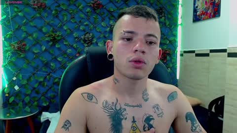 R E N E  online show from 01-21-25, 03:48