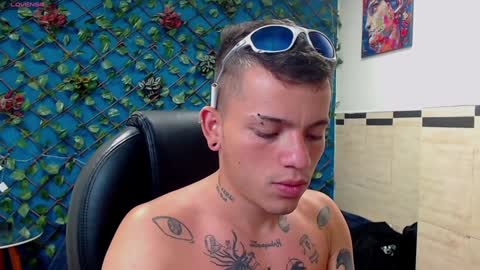 R E N E  online show from 02-04-25, 06:57