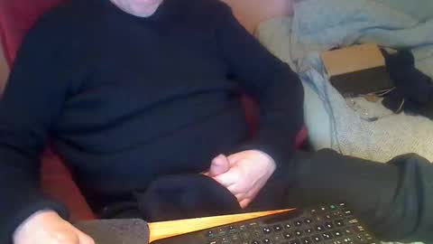 Snapshot of reodorfelgen chatting on 10-24-25, 12:12 Reodor online show from 10-24-25, 12:12