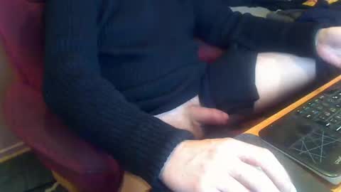 Snapshot of reodorfelgen chatting on 11-02-25, 07:22 Reodor online show from 11-02-25, 07:22