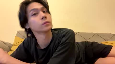 Aiqo online show from 12-05-25, 03:41