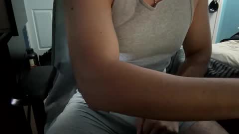 rev4747 online show from 10-10-25, 04:00