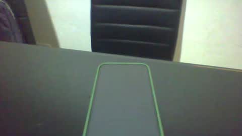 Snapshot of reyalad_mariana chatting on 01-22-25, 04:02 REYALAD online show from 01-22-25, 04:02