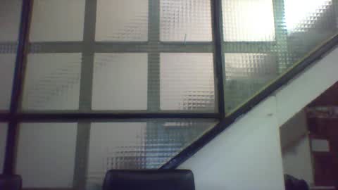 Snapshot of reyalad_mariana chatting on 02-26-25, 09:27 REYALAD online show from 02-26-25, 09:27